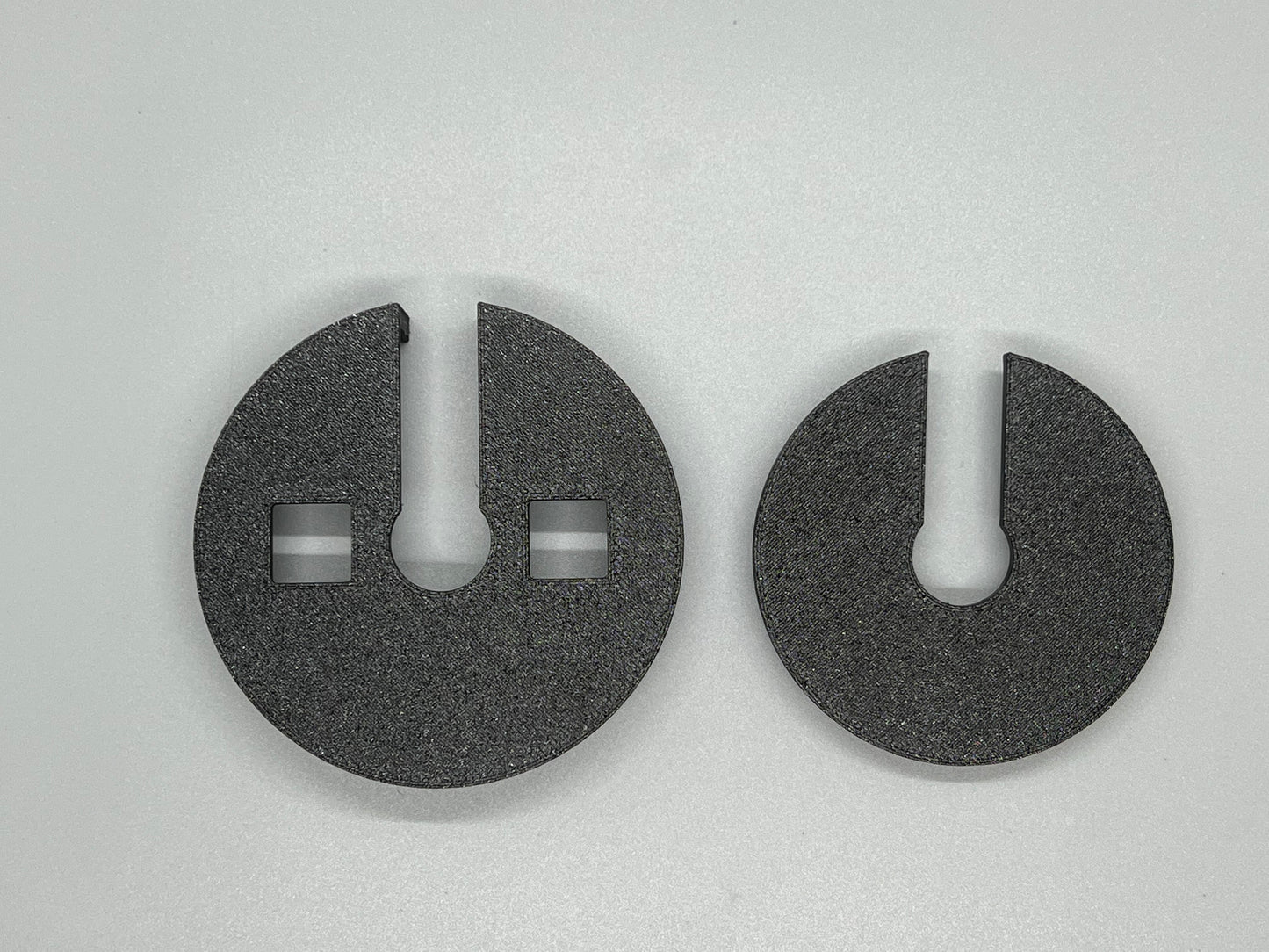 Smoke Stack Cover and Grease Drain Plug Black Set for Z Grills 550 Series