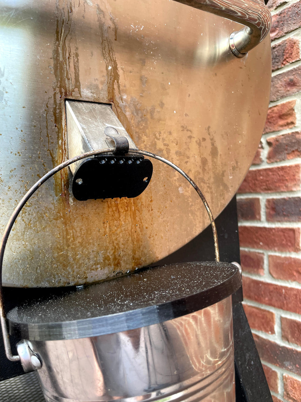 Flexible Grease Drain Plug for Pit Boss Grills – Hilbe LLC